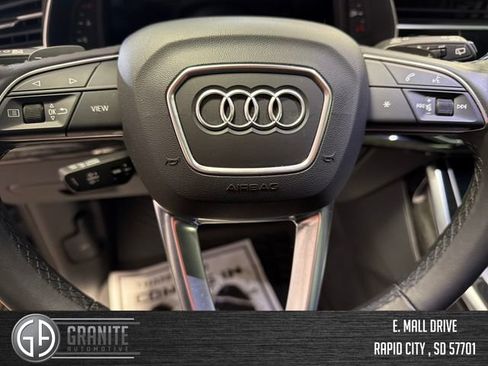 Used 2023 Audi Q7 2.0T Premium AWD/4WD image 33