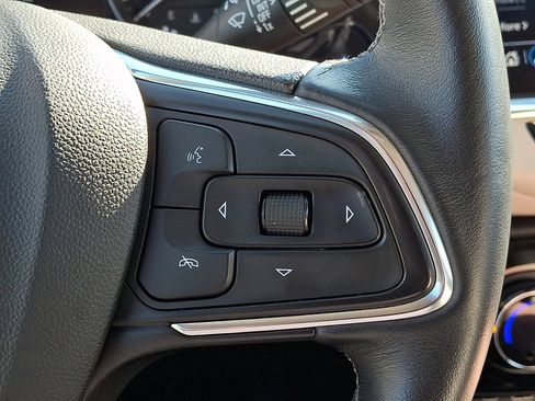Used 2023 Buick Encore GX Preferred w/ Cold Weather Comfort Package FWD image 21