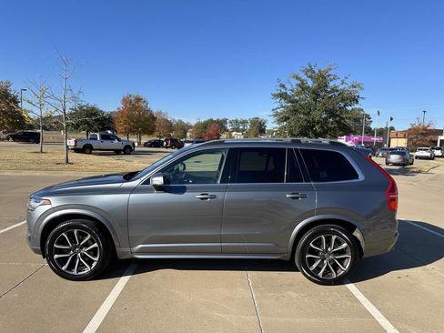 Used 2018 Volvo XC90 T6 Momentum w/ Convenience Package AWD/4WD image 1