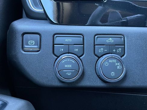 New 2026 Chevrolet Silverado 1500 LT w/ Leather Package image 13