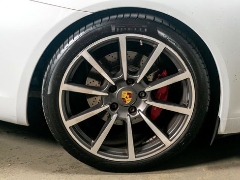 Used 2015 Porsche 911 Carrera S image 20