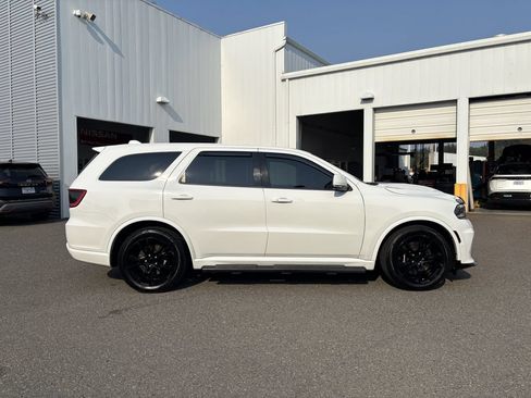 Used 2022 Dodge Durango R/T w/ Tow 'N Go Group AWD/4WD image 8