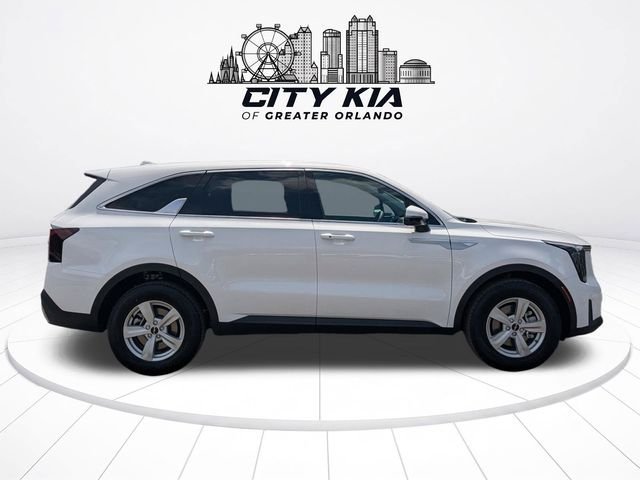 New 2026 Kia Sorento LX FWD image 8