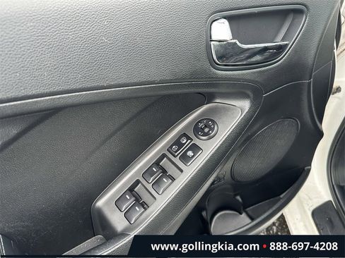 Used 2016 Kia Forte LX image 13