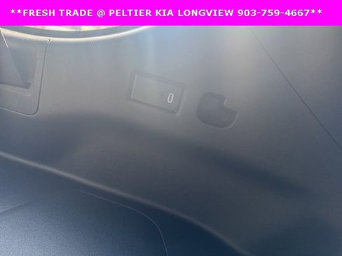 Used 2021 GMC Yukon XL SLT w/ Rear Media and Nav Package image 14