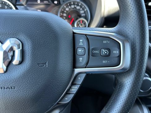 New 2026 RAM 1500 Express AWD/4WD image 22