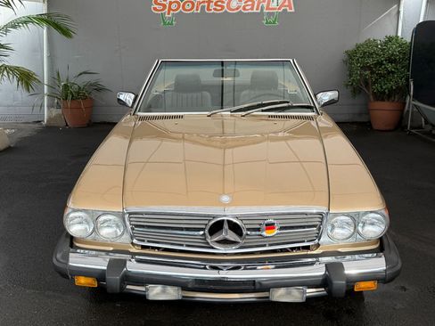 Used 1987 Mercedes-Benz 560 SL image 5