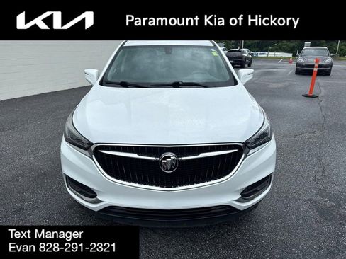 Used 2019 Buick Enclave Essence AWD/4WD image 2