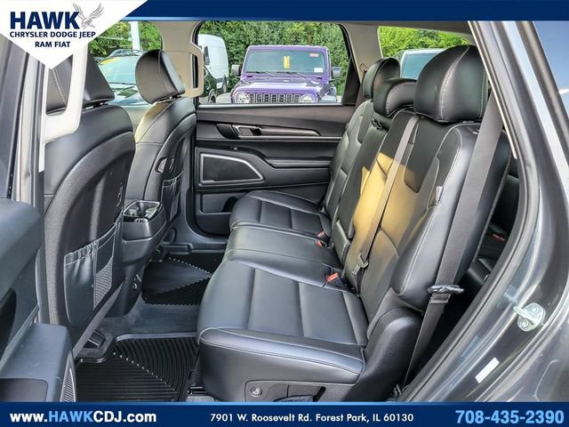 Used 2024 Kia Telluride LX AWD/4WD image 10