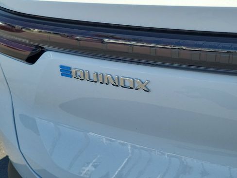 Used 2026 Chevrolet Equinox EV LT FWD image 19