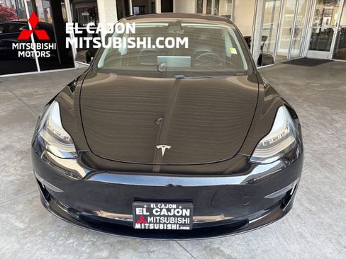 Used 2018 Tesla Model 3 Long Range RWD image 9