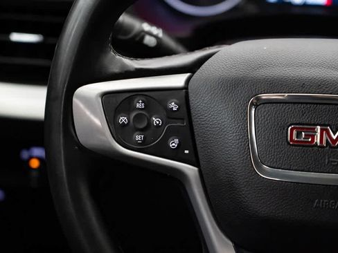 Used 2024 GMC Terrain SLT AWD/4WD image 15