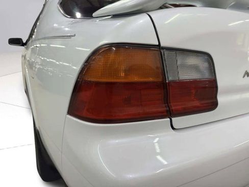 Used 1996 Nissan Maxima FWD image 12