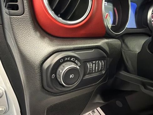 Used 2021 Jeep Wrangler Unlimited Rubicon AWD/4WD image 20