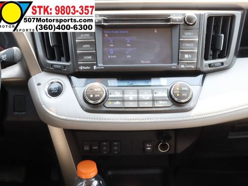Used 2015 Toyota RAV4 Limited w/ Technology Package AWD/4WD image 19