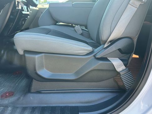 Used 2019 Ford F150 XL w/ Equipment Group 101A Mid AWD/4WD image 10