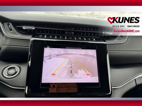 Used 2023 Jeep Grand Cherokee L Laredo image 27