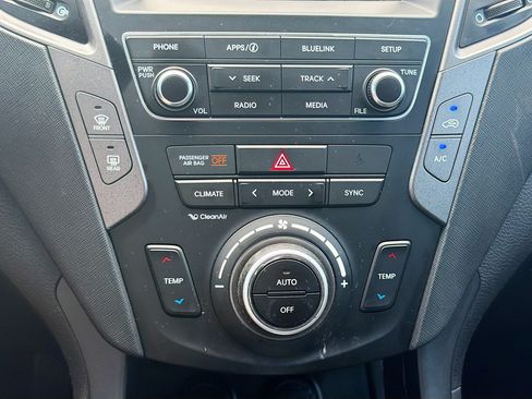 Used 2018 Hyundai Santa Fe Sport 2.0T FWD image 43
