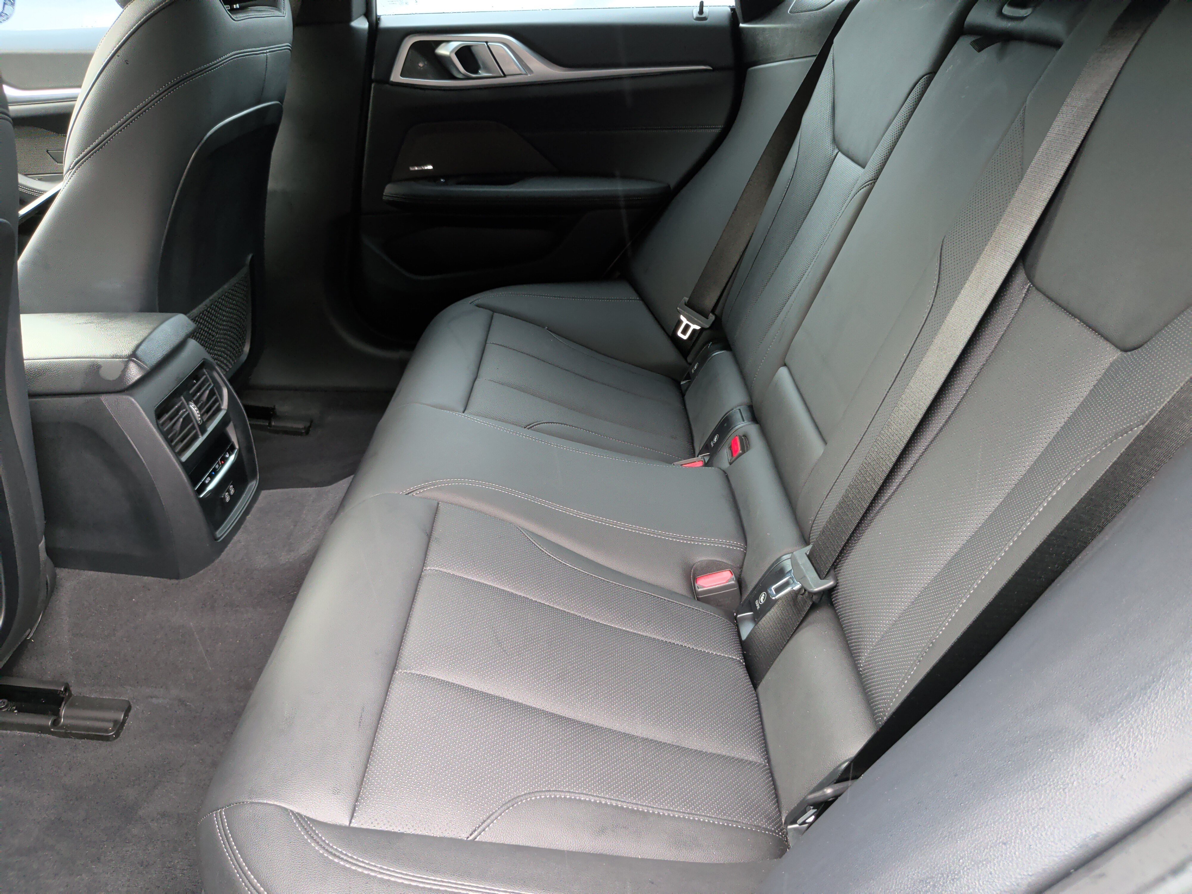 Used 2023 BMW i4 eDrive40 w/ M Sport Package RWD image 32