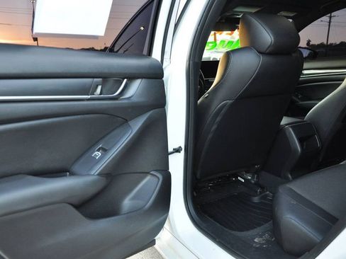 Used 2020 Honda Accord Sport image 13