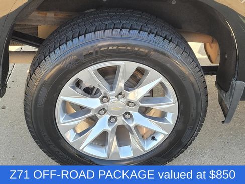 Used 2021 Chevrolet Silverado 1500 LTZ w/ Technology Package AWD/4WD image 7