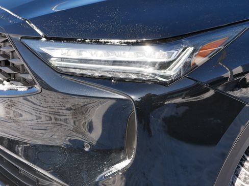 Used 2023 Acura MDX A-Spec image 16