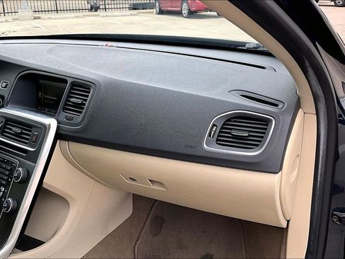 Used 2015 Volvo S60 T5 Premier image 21