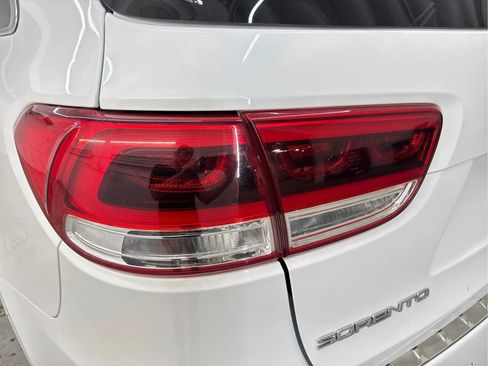Used 2017 Kia Sorento SX AWD/4WD image 33