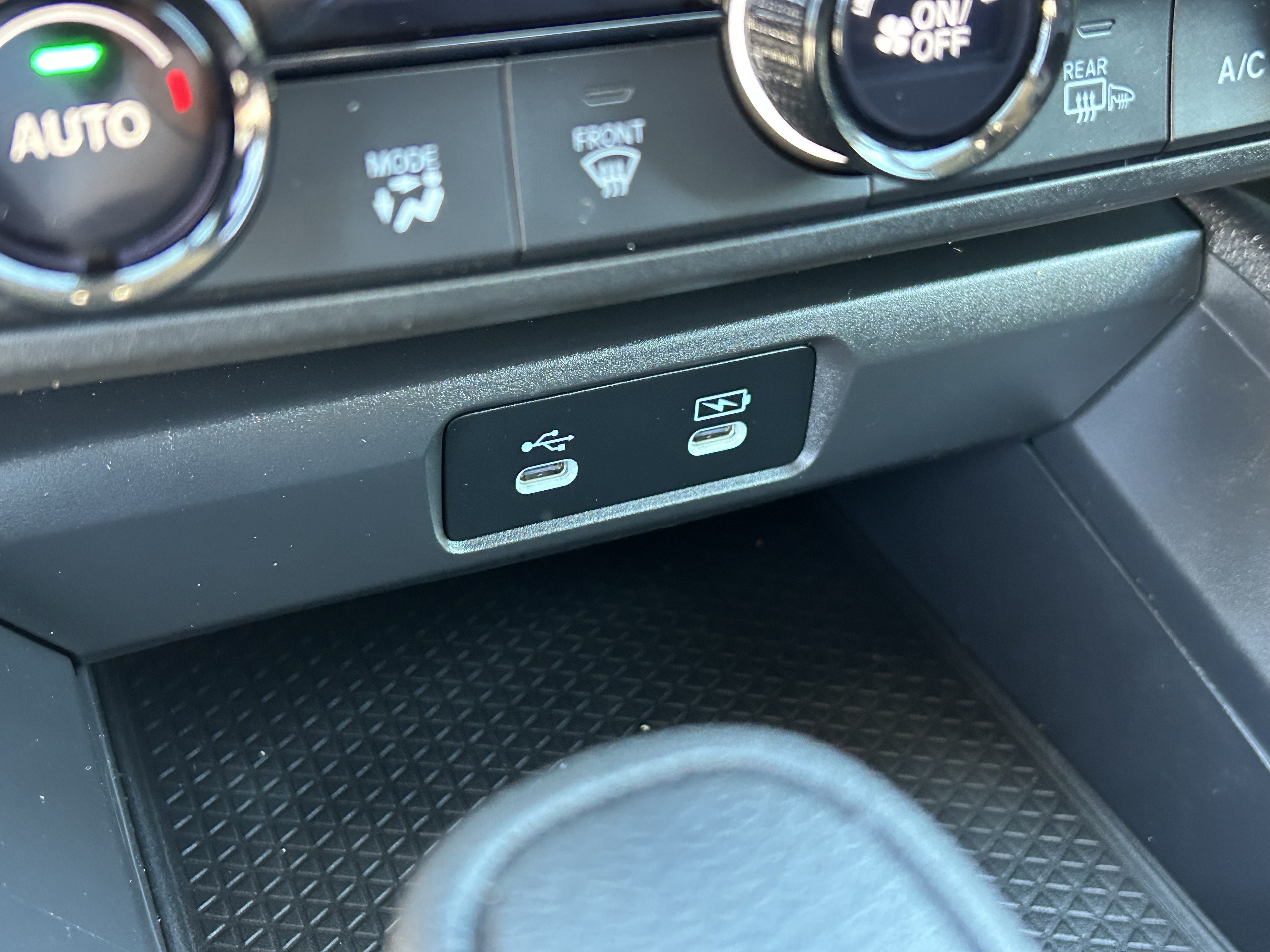 Used 2025 Honda Accord SE image 22
