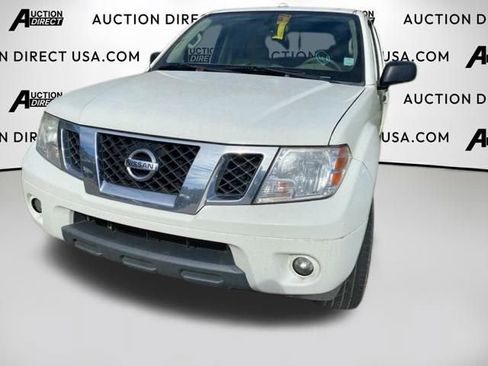 Used 2016 Nissan Frontier SV w/ SV Value Truck Package image 5
