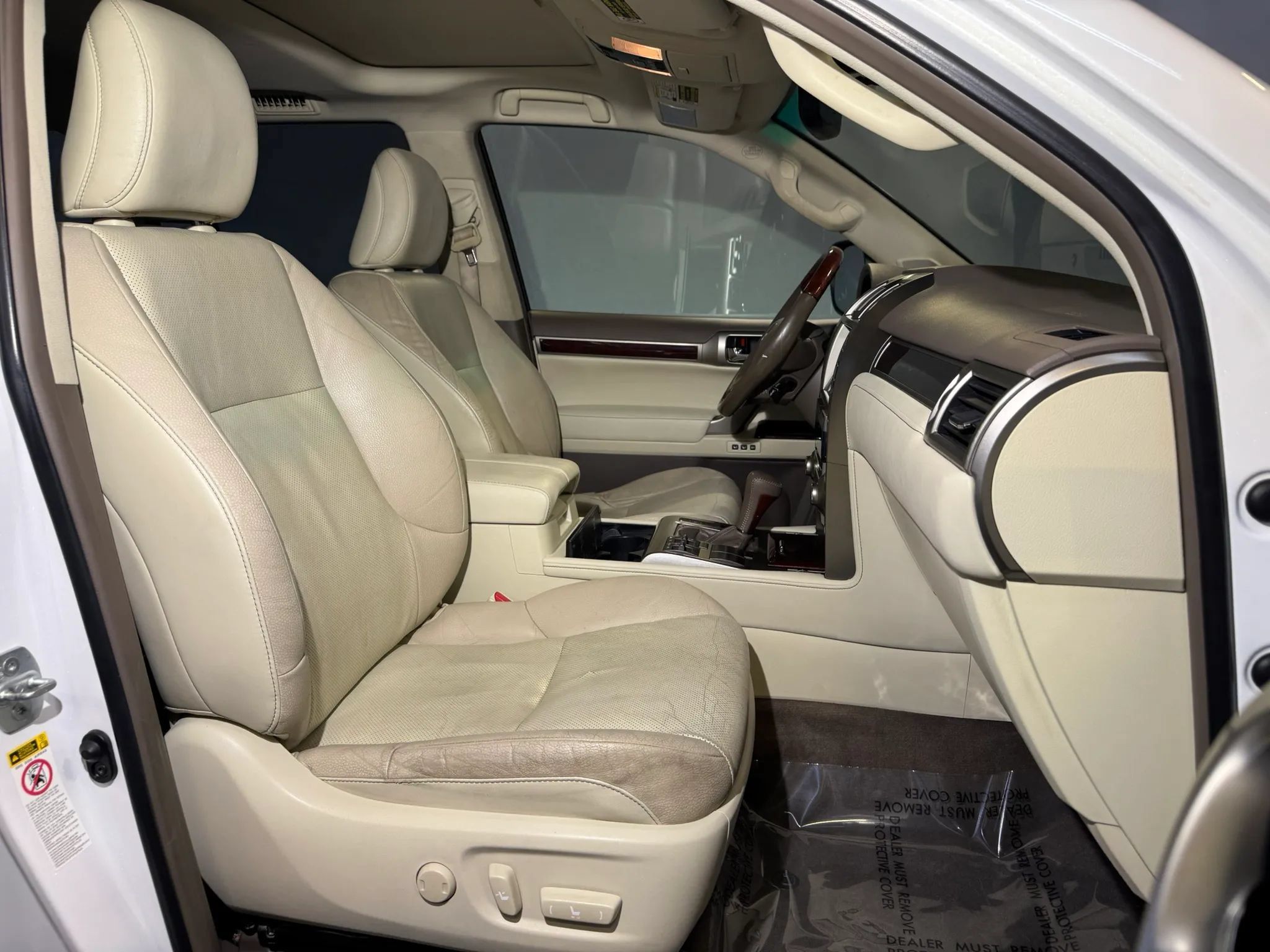 Used 2015 Lexus GX 460 w/ Premium Package AWD/4WD image 26