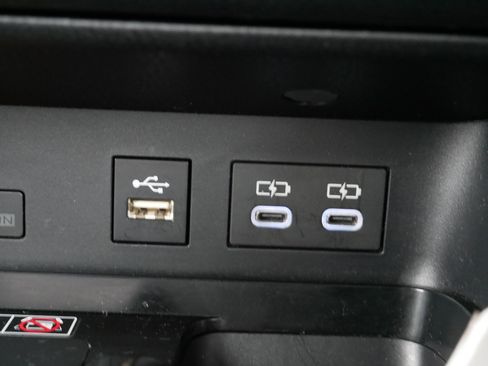 Certified 2025 Toyota Camry SE image 34