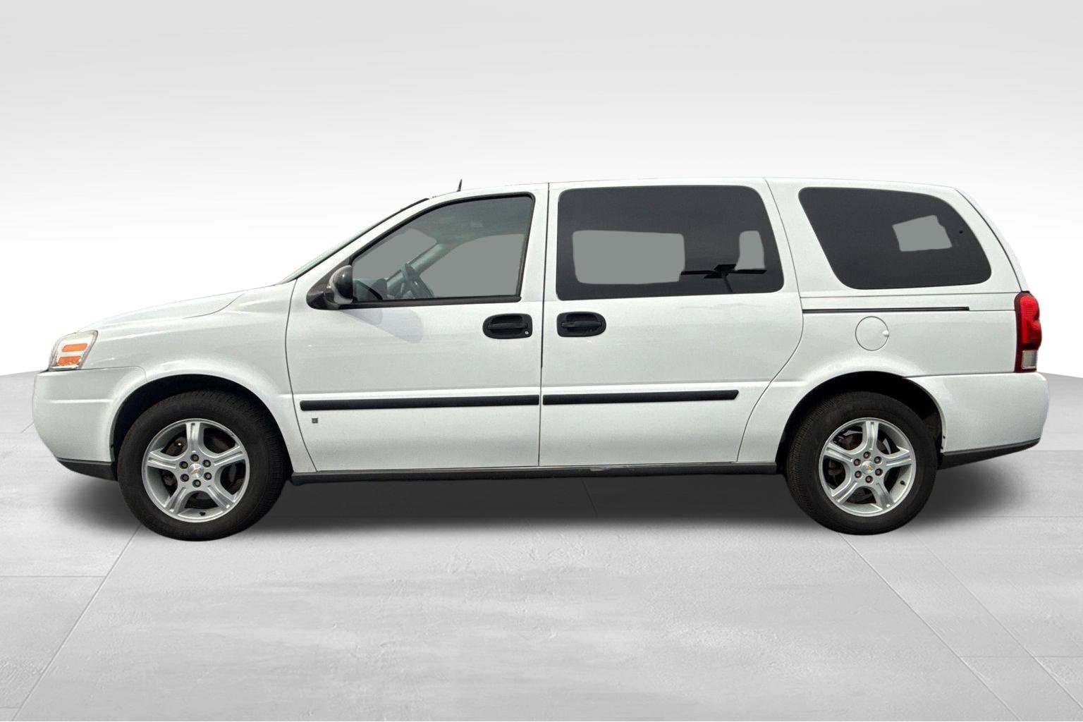 Used 2008 Chevrolet Uplander LS w/ Climate Package FWD image 8