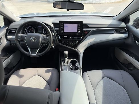 Used 2022 Toyota Camry LE FWD image 27