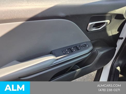 Used 2025 Kia K4 FWD image 27