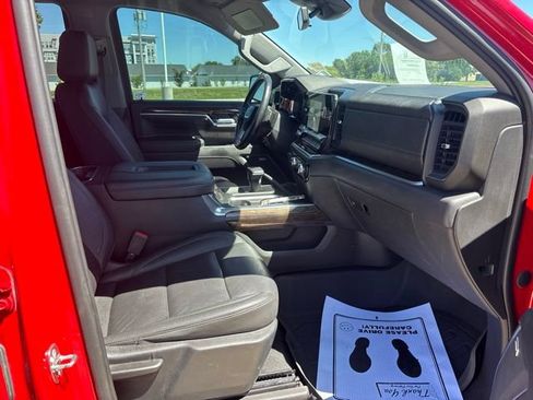 Used 2022 GMC Sierra 1500 Elevation w/ Elevation Premium Package AWD/4WD image 32
