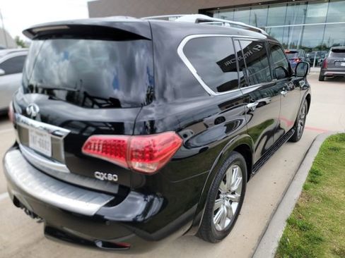 Used 2017 INFINITI QX80 Signature Edition image 4