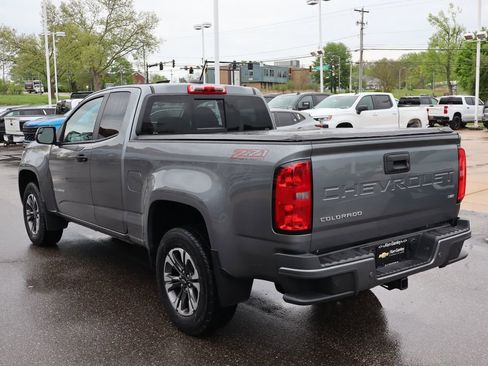 Used 2022 Chevrolet Colorado Z71 w/ Safety Package AWD/4WD image 31