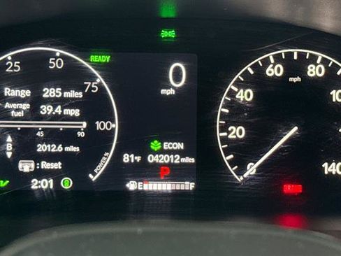 Used 2025 Honda CR-V Sport-L image 29