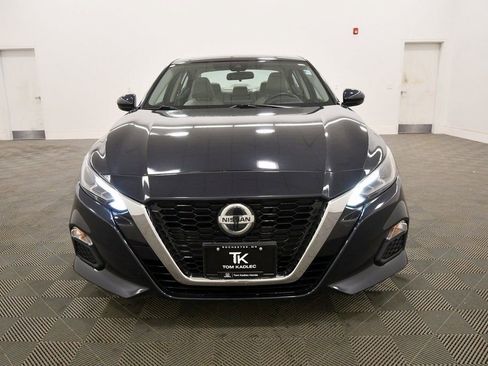 Used 2021 Nissan Altima 2.5 SV w/ SV Premium Package image 10