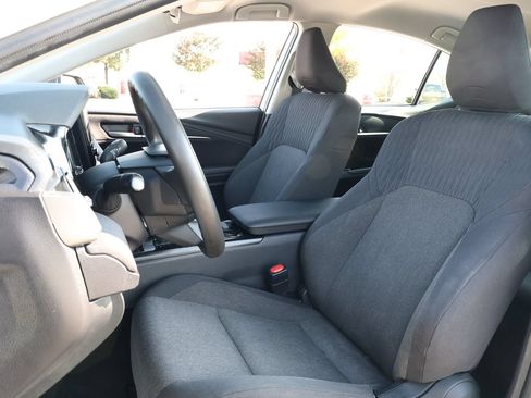 Used 2025 Toyota Camry LE FWD image 27
