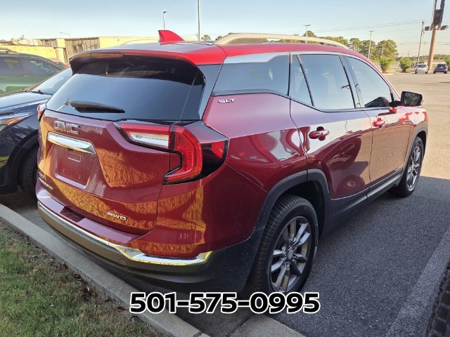 Used 2022 GMC Terrain SLT AWD/4WD image 4