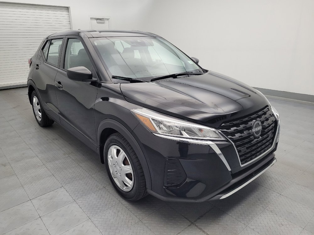 Used 2023 Nissan Kicks S FWD image 13