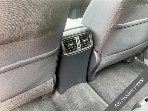 Used 2019 Nissan Rogue S AWD/4WD image 25