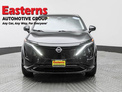 Used 2023 Nissan Ariya AWD image 2