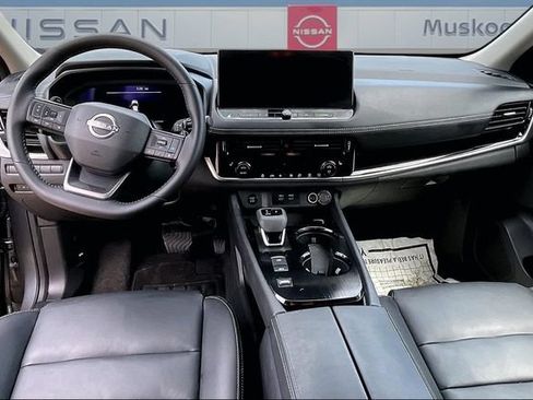 Used 2026 Nissan Rogue SL FWD image 7