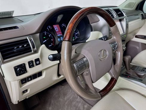 Used 2018 Lexus GX 460 Premium AWD/4WD image 9