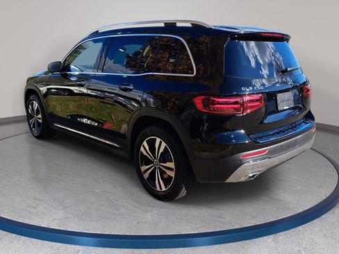 New 2026 Mercedes-Benz GLB 250 image 7