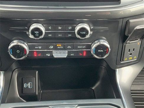 Used 2022 Ford F150 XLT w/ Equipment Group 302A High image 21