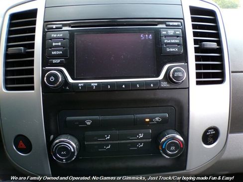 Used 2018 Nissan Frontier SV RWD image 29
